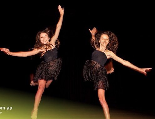 Sunshine Beach SHS_08 Sunshine Beach SHS: Tanz-Gruppe