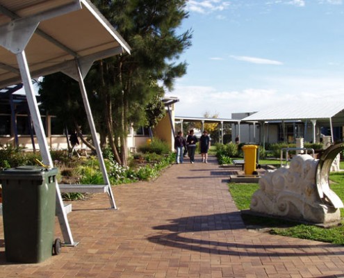 Mount Gambier HS: School Grounds Mount Gambier HS: School Grounds