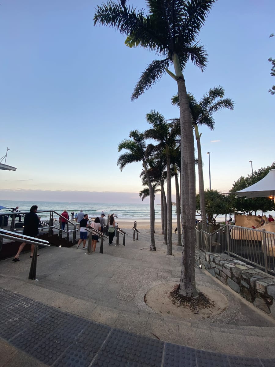 Mooloolaba Beach Promenade, Sunshine Coast Mooloolaba Beach Promenade, Sunshine Coast