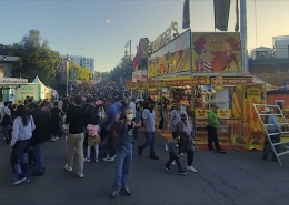 Cora auf der Landwirtschaftsmesse von Queensland (Ekka) Cora auf der Landwirtschaftsmesse von Queensland (Ekka)