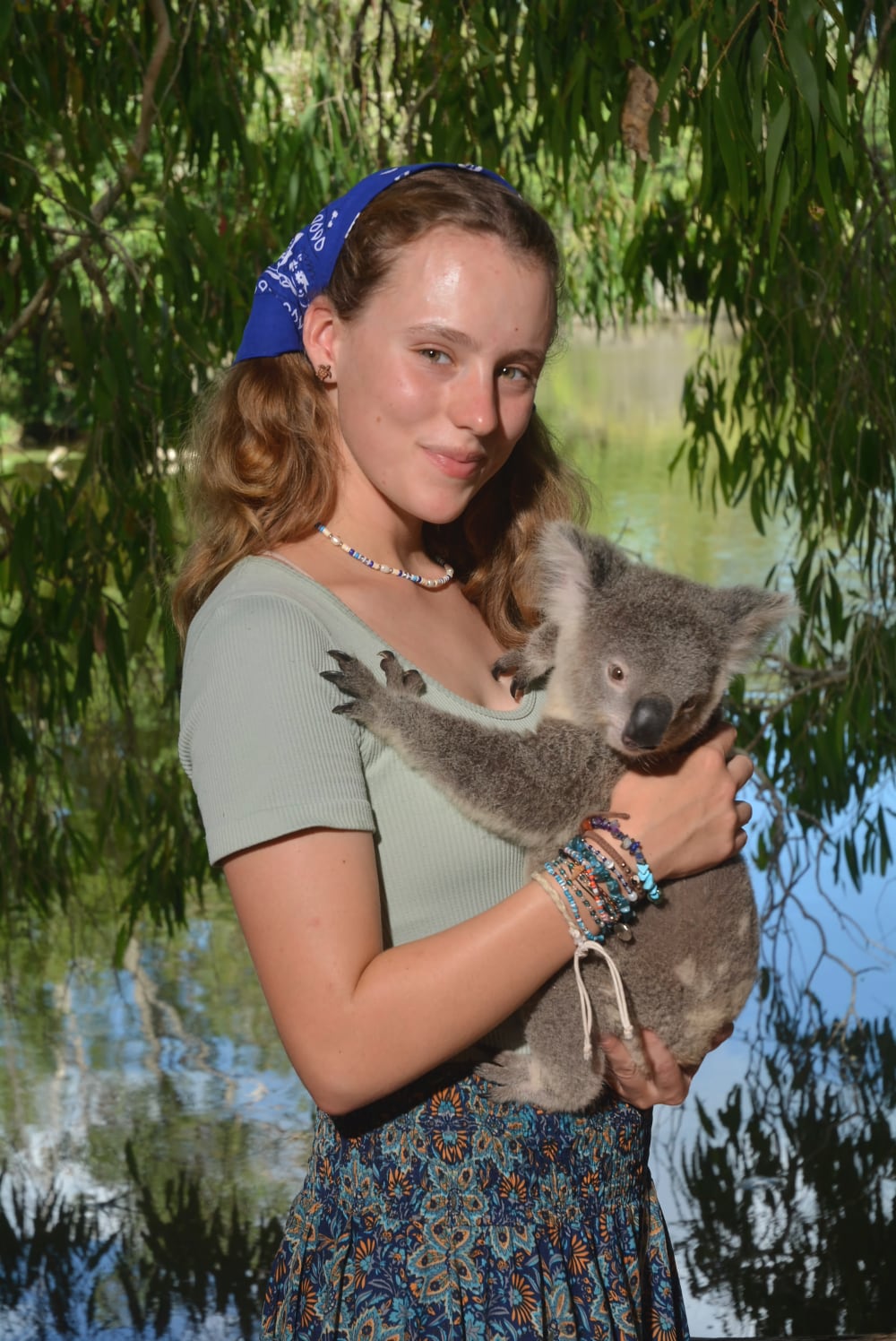 Cora im Billabong sanctuary Cora im Billabong sanctuary