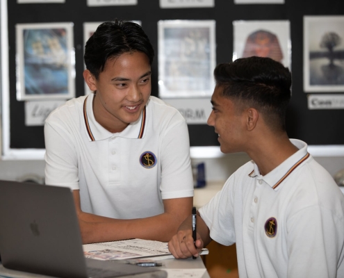 Williamstown High School 3 Williamstown High School Zwei Schüler im Unterricht