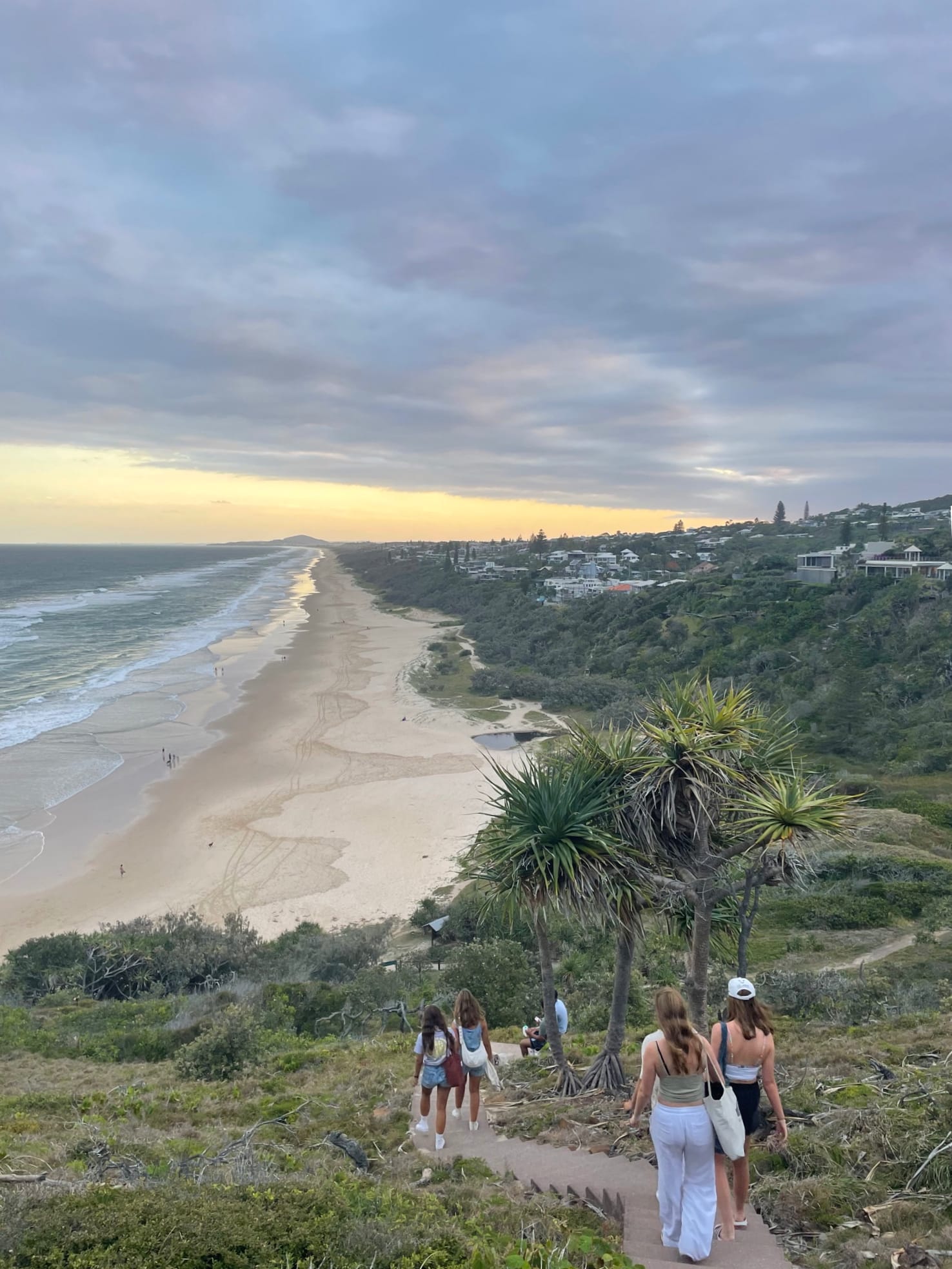 Blick vom Coastal Walk über den Sunshine Beach Blick vom Coastal Walk über den Sunshine Beach