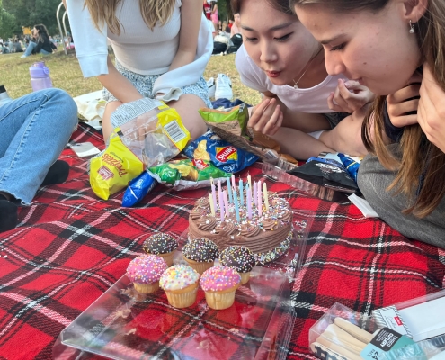 Birthday Party auf dem Melbourne Cricket Ground Birthday Party auf dem Melbourne Cricket Ground
