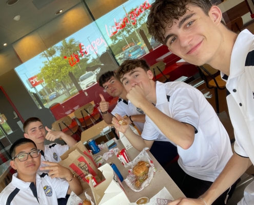 Mit Freunden bei KFC Mit Freunden bei KFC