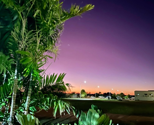 Sonnenaufgang auf dem Weg zum Strand Sonnenaufgang auf dem Weg zum Strand