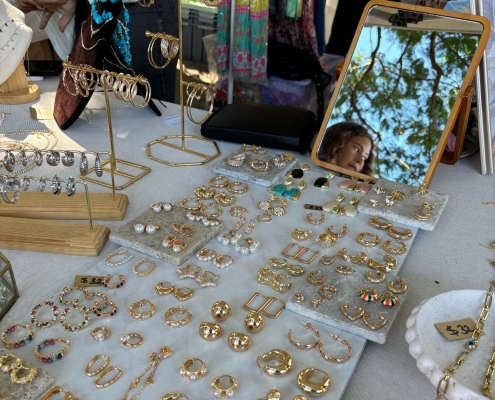 Auslage auf dem Eumundi Market Auslage auf dem Eumundi Market