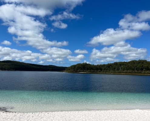 Lake McKenzie auf K'gari (Fraser Island) Lake McKenzie auf K'gari (Fraser Island)