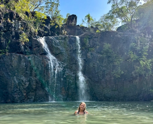Ausflug zu den Cedar Creek Falls Ausflug zu den Cedar Creek Falls