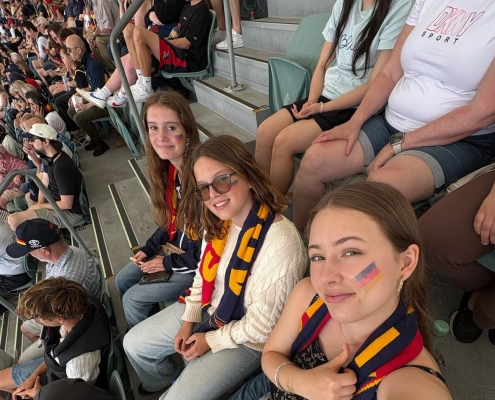 Mit Freunden bei Football Match Mit Freunden bei Football Match